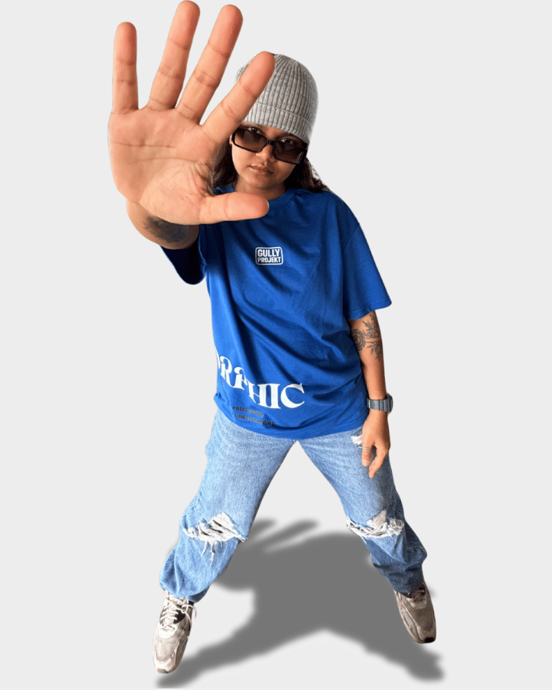Gully Projekt premium urban oversized t-shirt in blue worn with ripped jeans and beanie